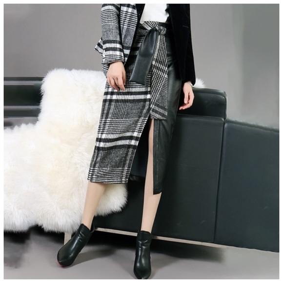 💕 The ANNLA Cashmere Blend Vegan Leather Skirt - Picture 7 of 10